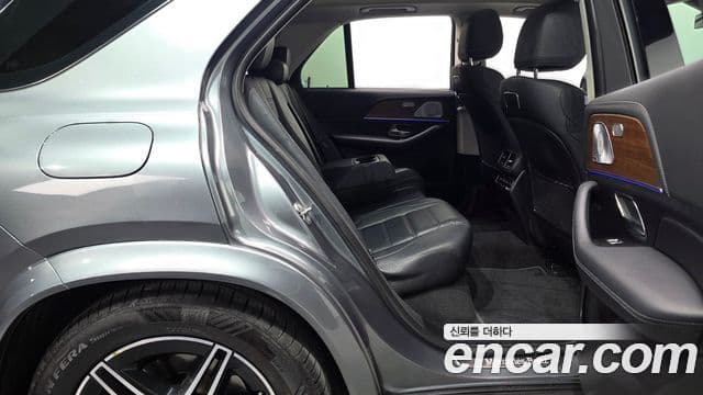 Mercedes-Benz GLE-Class 2020 — Şəkil 11/20