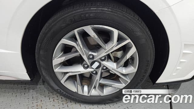 Hyundai Sonata Hybrid 2023 — Photo 33/33