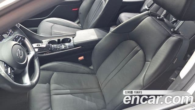 Hyundai Sonata Hybrid 2023 — Photo 24/33