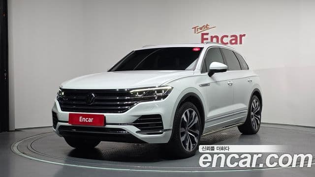 Volkswagen Touareg 2021 — Şəkil 9/20