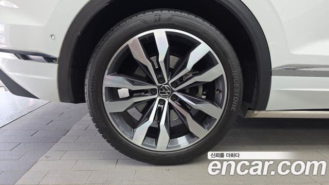 Volkswagen Touareg 2021 — Şəkil 4/20