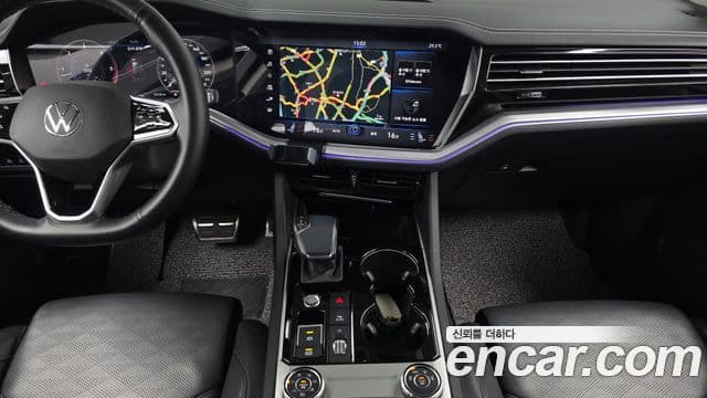Volkswagen Touareg 2021 — Şəkil 14/20