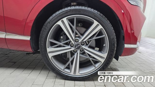 Genesis GV80 Coupe 2023 — Şəkil 13/35