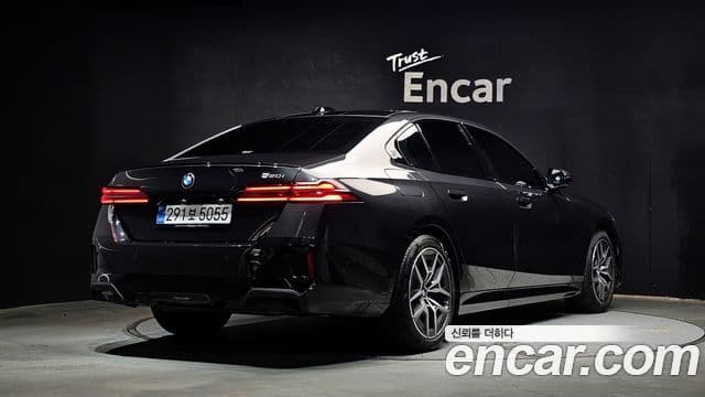 BMW 5 Series 2025 — ფოტო 2/20