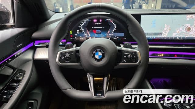 BMW 5 Series 2025 — ფოტო 13/20