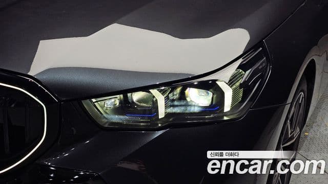 BMW 5 Series 2025 — Photo 26/30