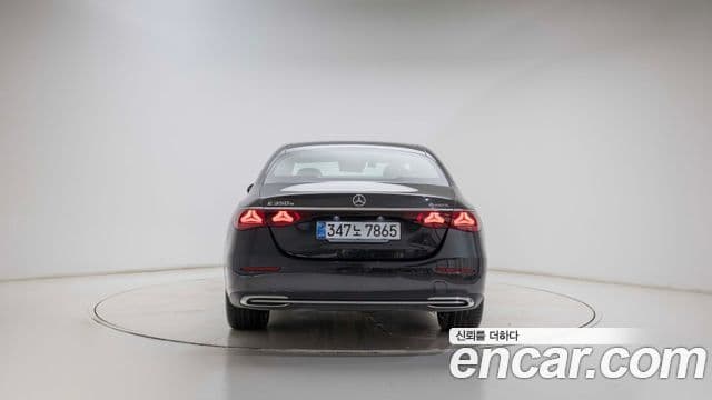Mercedes-Benz E-Class 2025 — ფოტო 3/20