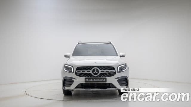 Mercedes-Benz GLB-Class 2023 — Фото 2/20