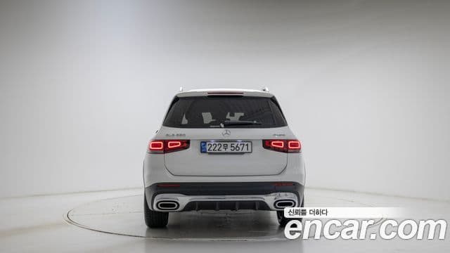 Mercedes-Benz GLB-Class 2023 — Фото 3/20