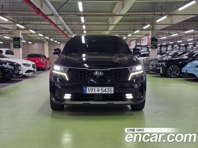 Kia Sorento 2021 — ფოტო 2/19