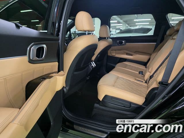 Kia Sorento 2021 — ფოტო 8/19