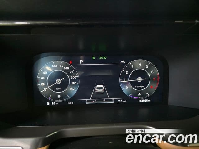Kia Sorento 2021 — ფოტო 15/19