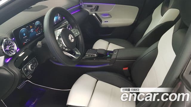 Mercedes-Benz CLA-Class 2020 — Şəkil 13/17