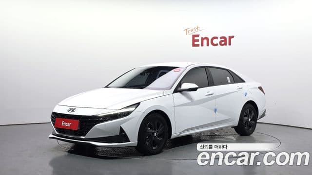Hyundai Avante 2022 — Фото 1/20