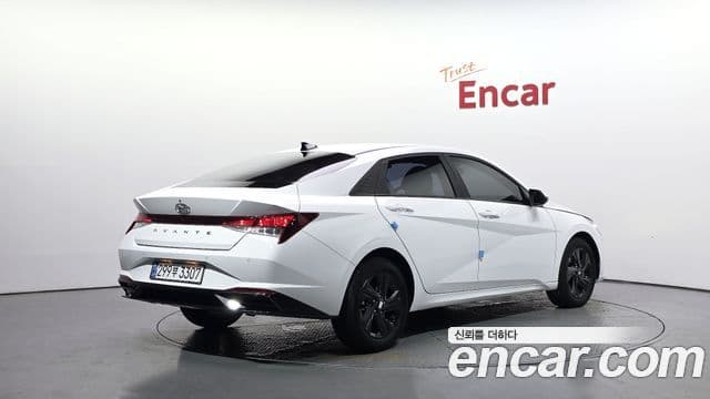 Hyundai Avante 2022 — Фото 2/20