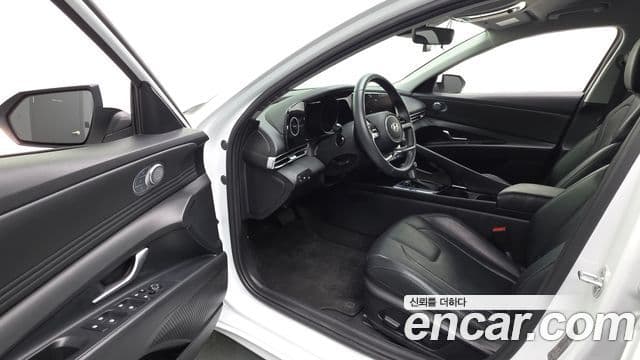 Hyundai Avante 2022 — Фото 10/20
