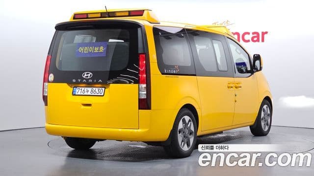 Hyundai Staria 2025 — ფოტო 2/20