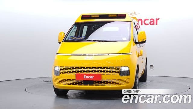 Hyundai Staria 2025 — ფოტო 3/20