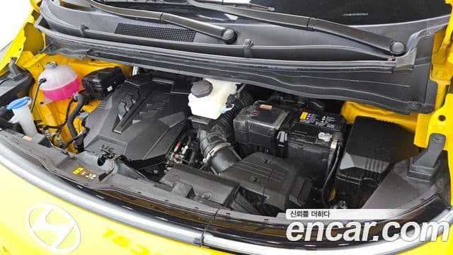 Hyundai Staria 2025 — ფოტო 6/20