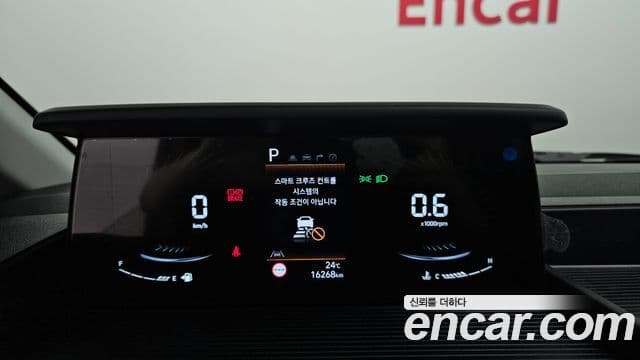 Hyundai Staria 2025 — ფოტო 8/20