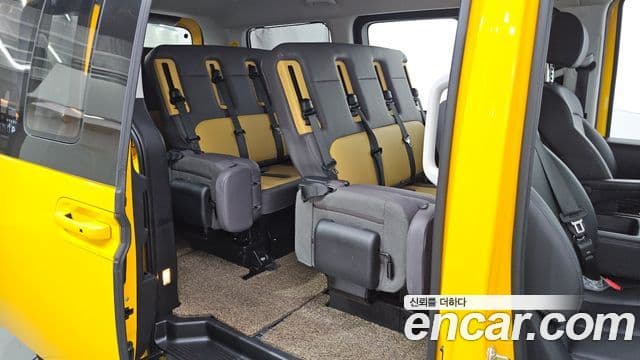 Hyundai Staria 2025 — ფოტო 11/20