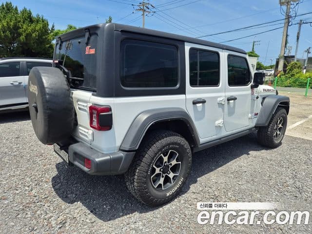 Jeep Wrangler 2021 — Photo 7/17