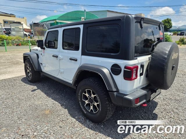 Jeep Wrangler 2021 — Photo 11/17