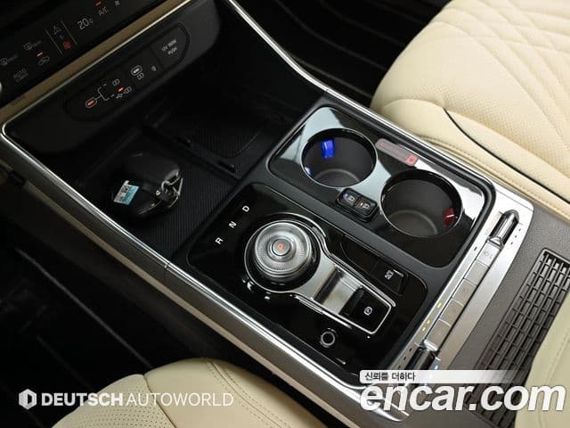 Kia Carnival 2024 — ფოტო 8/20