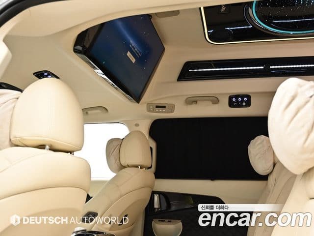 Kia Carnival 2024 — ფოტო 17/20