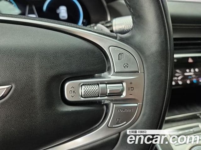 Genesis GV80 2020 — ფოტო 15/20