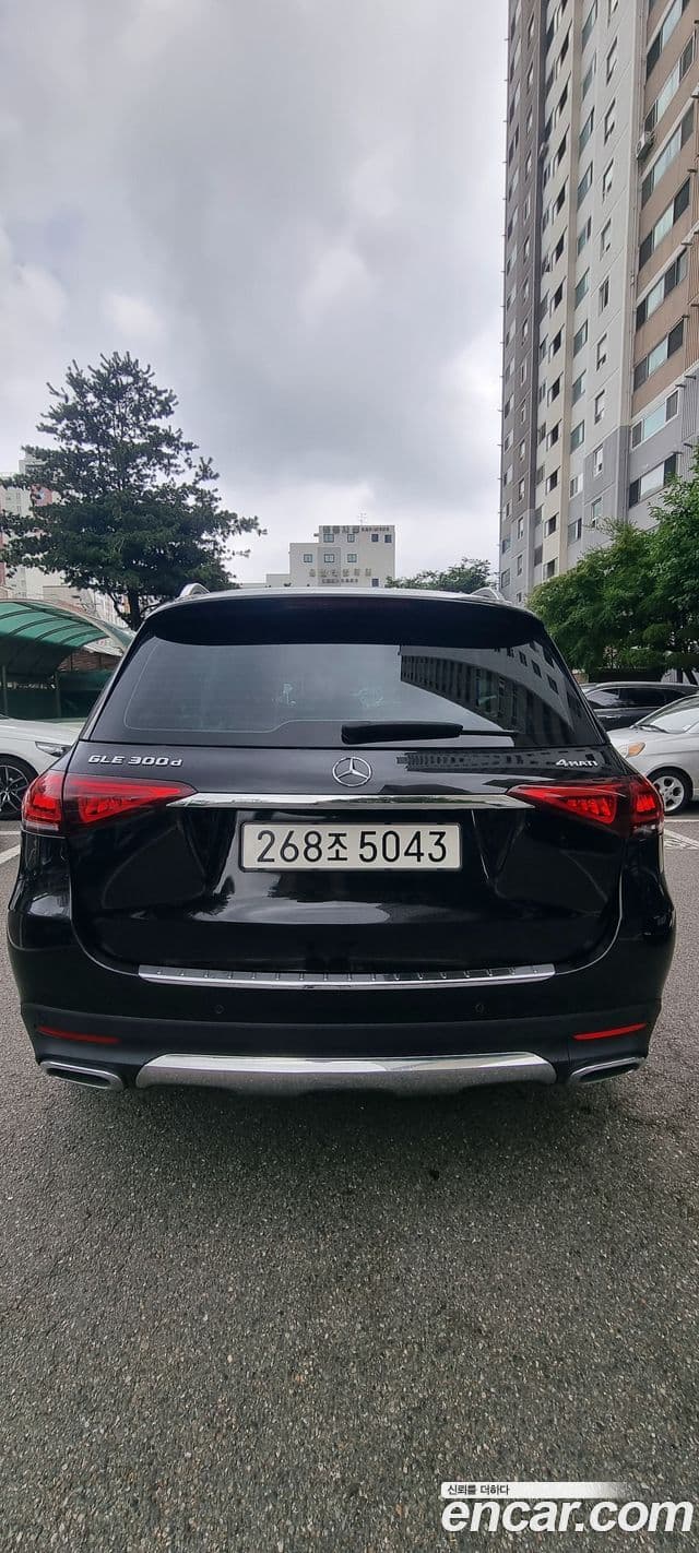 Mercedes-Benz GLE-Class 2019 — Şəkil 3/10