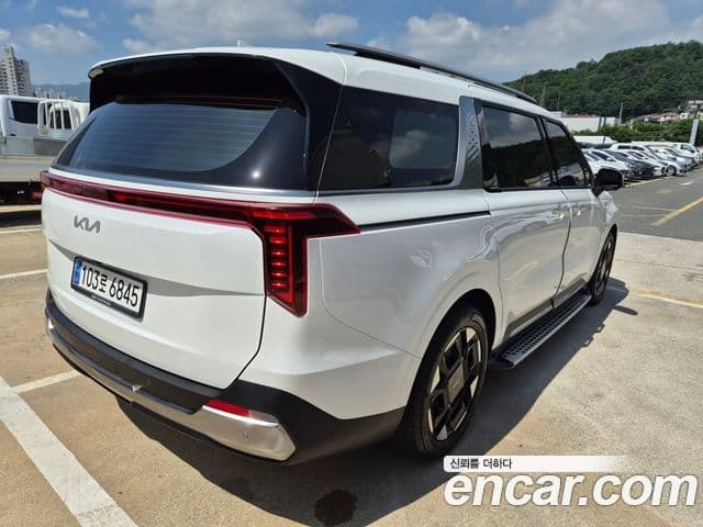Kia Carnival 2024 — ფოტო 1/20