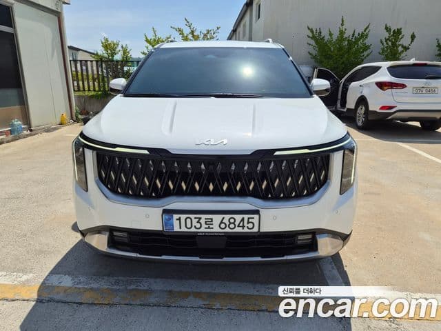 Kia Carnival 2024 — ფოტო 2/20