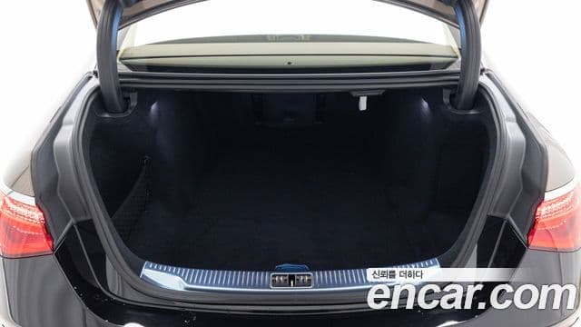 Mercedes-Benz S-Class 2025 — фото 4 из 20
