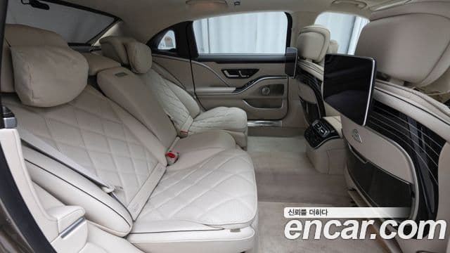 Mercedes-Benz S-Class 2025 — ფოტო 14/20