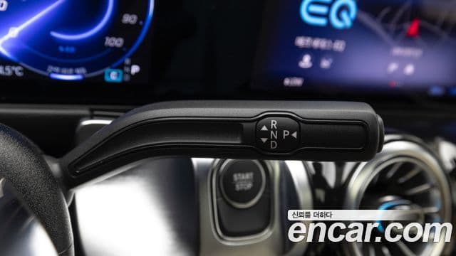 Mercedes-Benz EQB 2025 — ფოტო 11/20