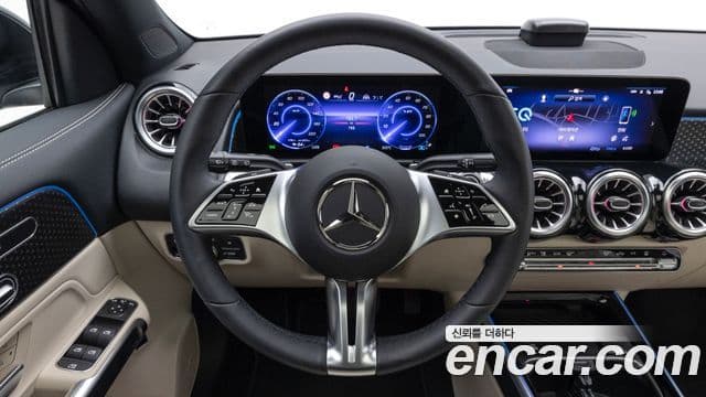 Mercedes-Benz EQB 2025 — ფოტო 17/20