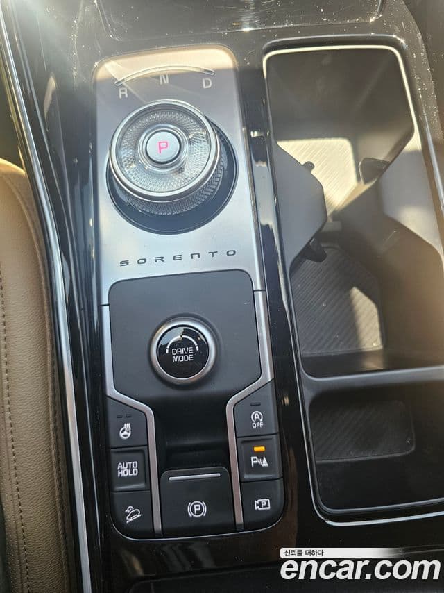 Kia Sorento 2024 — Şəkil 7/20