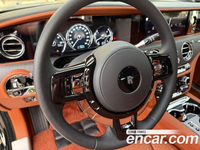 Rolls-Royce Ghost 2021 — ფოტო 12/19