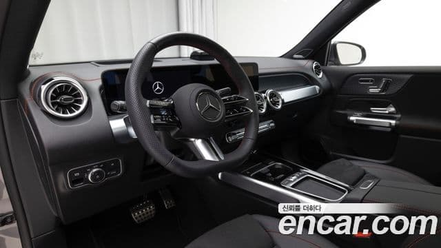 Mercedes-Benz EQB 2025 — ფოტო 2/20