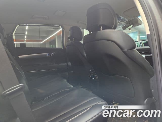 Genesis GV80 2022 — ფოტო 13/16