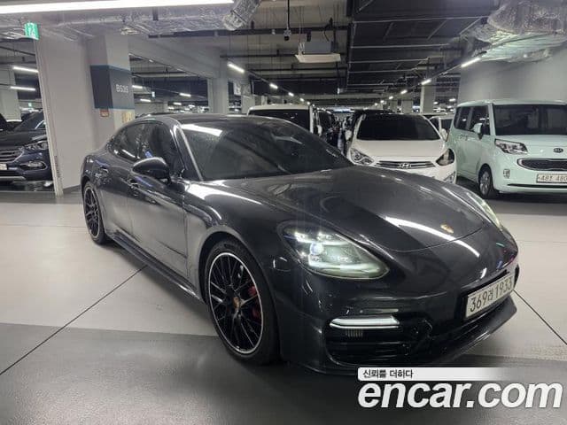 Porsche Panamera 2020 — Photo 7/19