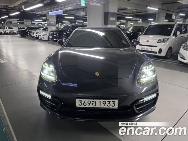 Porsche Panamera 2020 — Photo 6/19