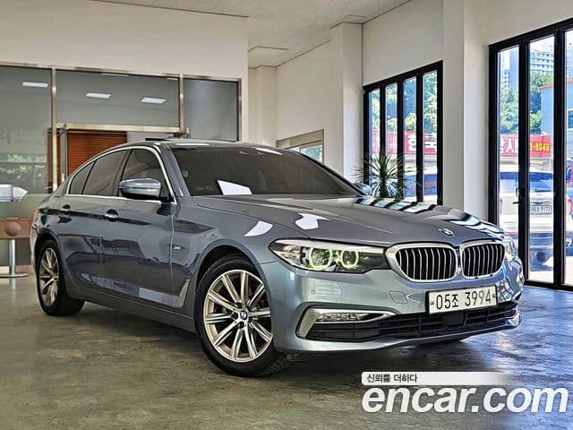 BMW 5 Series 2018 — Şəkil 20/20