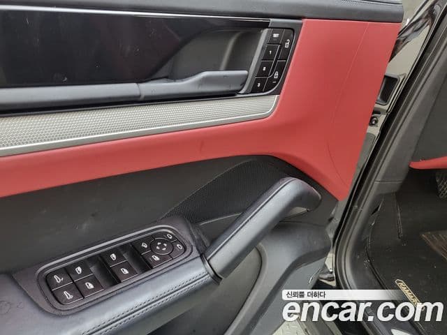 Porsche Cayenne 2025 — Şəkil 7/20