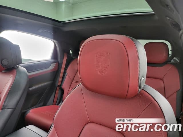 Porsche Cayenne 2025 — Şəkil 15/20