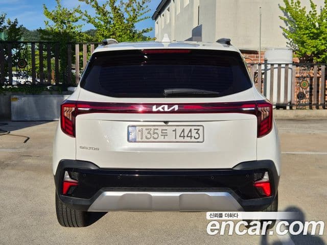 Kia Seltos 2024 — ფოტო 3/20