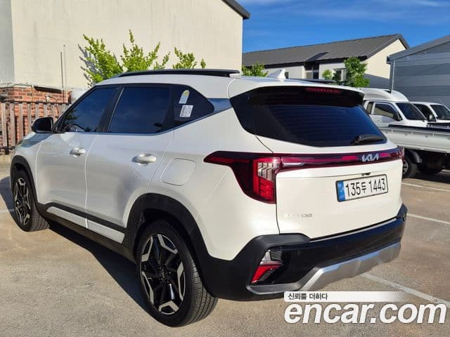 Kia Seltos 2024 — ფოტო 5/20
