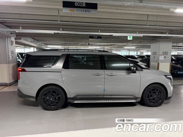 Kia Carnival 2025 — Фото 3/20