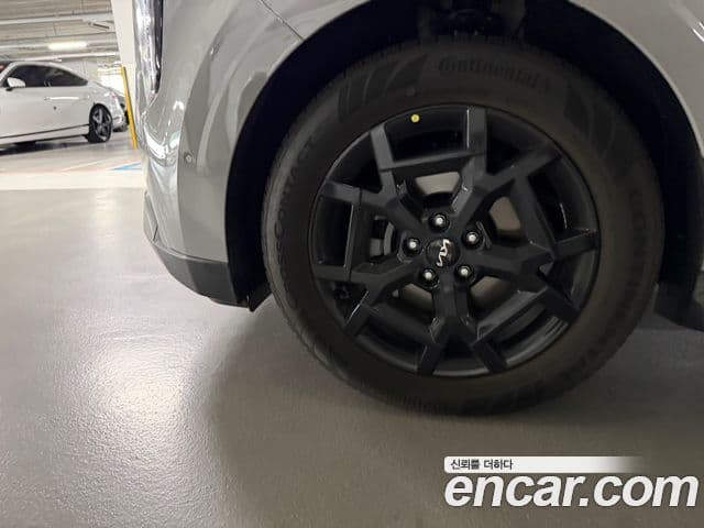Kia Carnival 2025 — Фото 19/20
